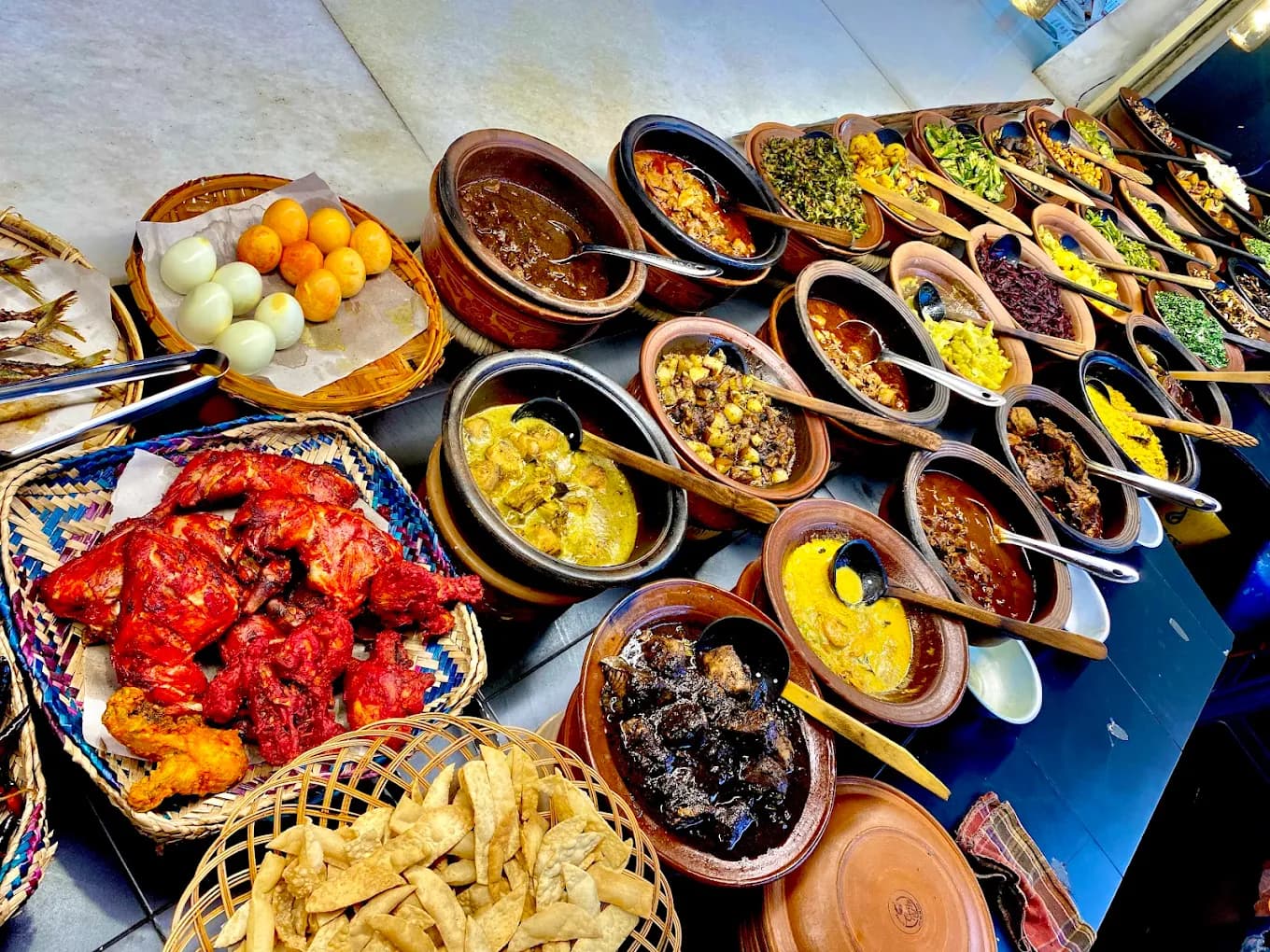 Ceylon Curry Pot food photography